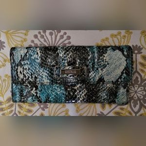 KENNETH COLE REACTION Women's Wallet Snake Skin Pattern